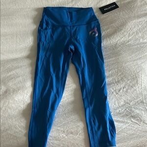 WOMEN NEW Peloton NWT Blue Leggings - Move Capri - XS